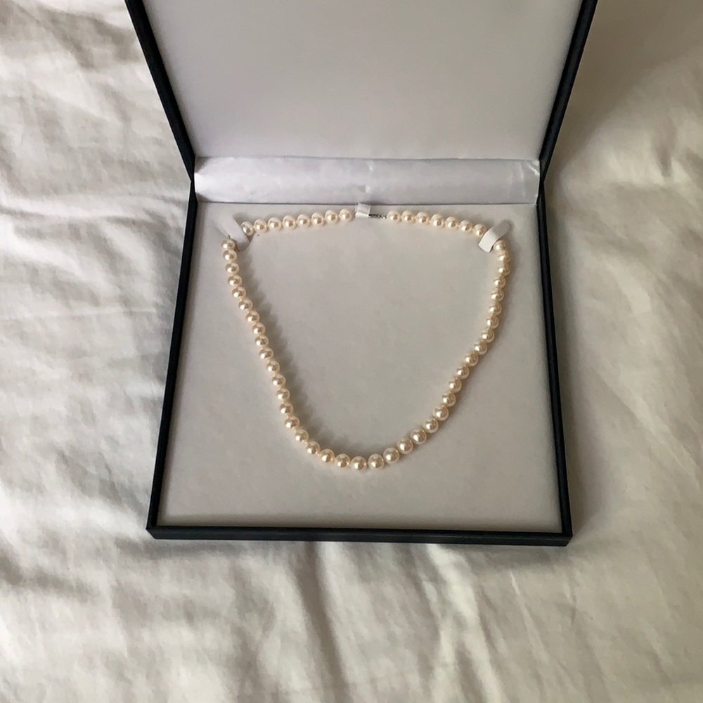 18” Freshwater Pearl Necklace
